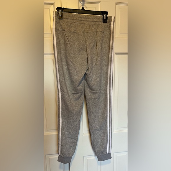 Sweatpants - Picture 2 of 4